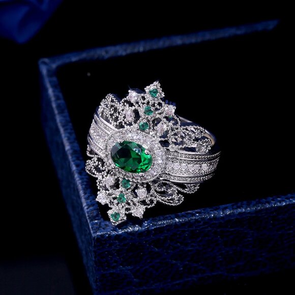 Vintage Emerald Green Oval Zircon Anillo Luxury Silver Ring for Women, VIP401 - Picture 2 of 8